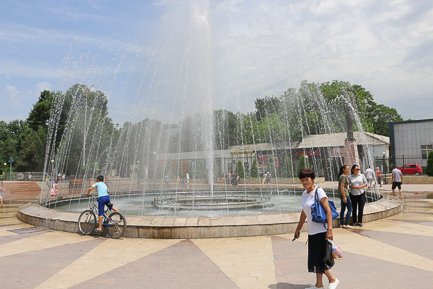 Jalal-Abad City Guide, Central Square - Kyrgyzstan